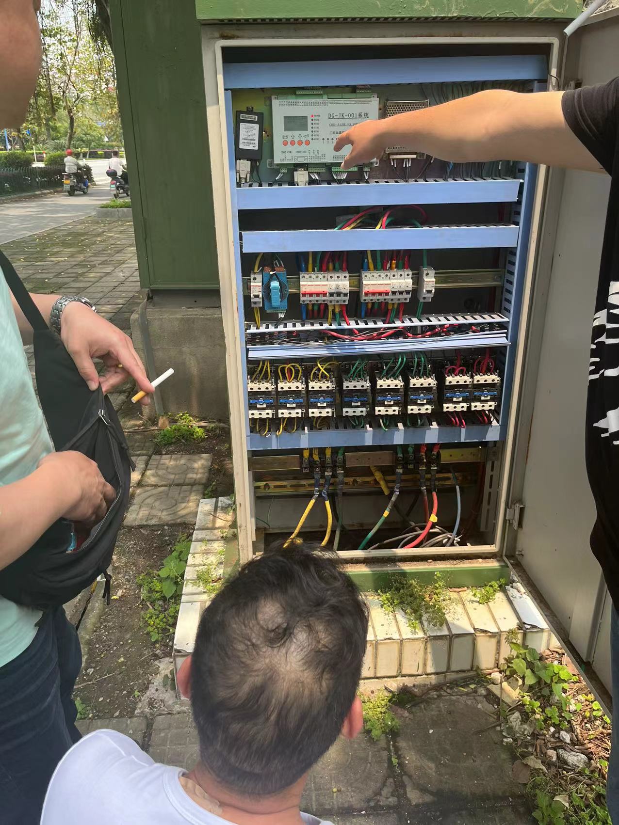 广西桂林乐投线上平台(集团)官方网站路灯改造项目